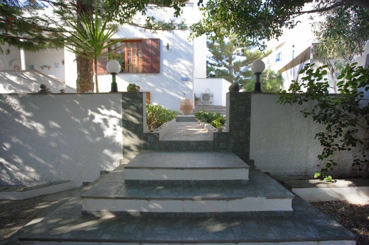 Villa Venus Adámas Eksteriør bilde